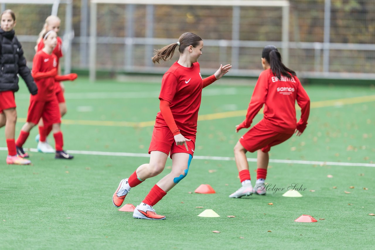 Bild 124 - wCJ VfL Pinneberg - Eimsbuettler TV : Ergebnis: 0:3